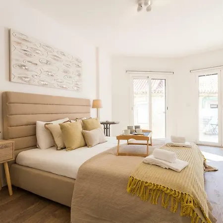 Alfama Lounge Three-bedroom W/ River View And Parking - By Lu Holidays *