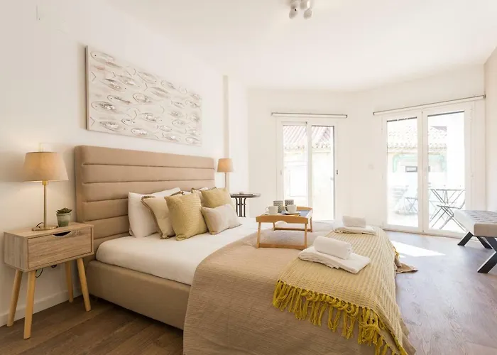 Alfama Lounge Three-bedroom W/ River View And Parking - By Lu Holidays *