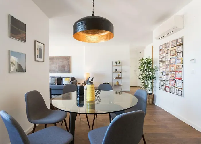 Alfama Lounge Three-bedroom W/ River View And Parking - By Lu Holidays דירה *