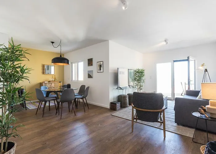 Alfama Lounge Three-bedroom W/ River View And Parking - By Lu Holidays דירה *