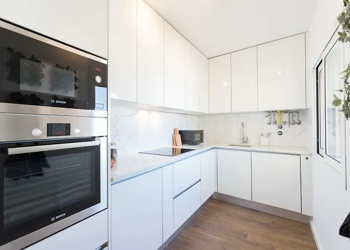 דירה Alfama Lounge Three-bedroom W/ River View And Parking - By Lu Holidays ליסבון