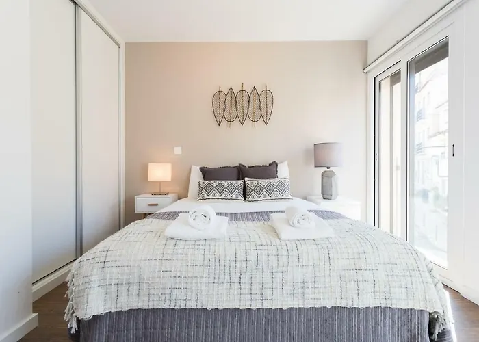 Alfama Lounge Three-bedroom W/ River View And Parking - By Lu Holidays