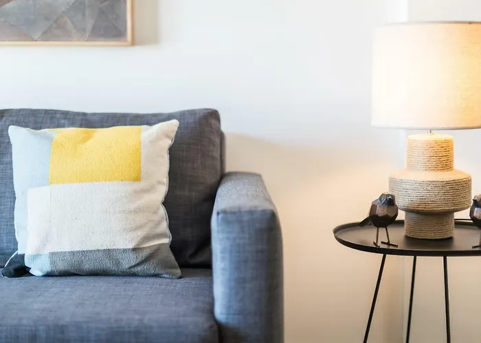 Alfama Lounge Three-bedroom W/ River View And Parking - By Lu Holidays ליסבון