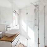 Alfama Lounge Three-bedroom W/ River View And Parking - By Lu Holidays 아파트